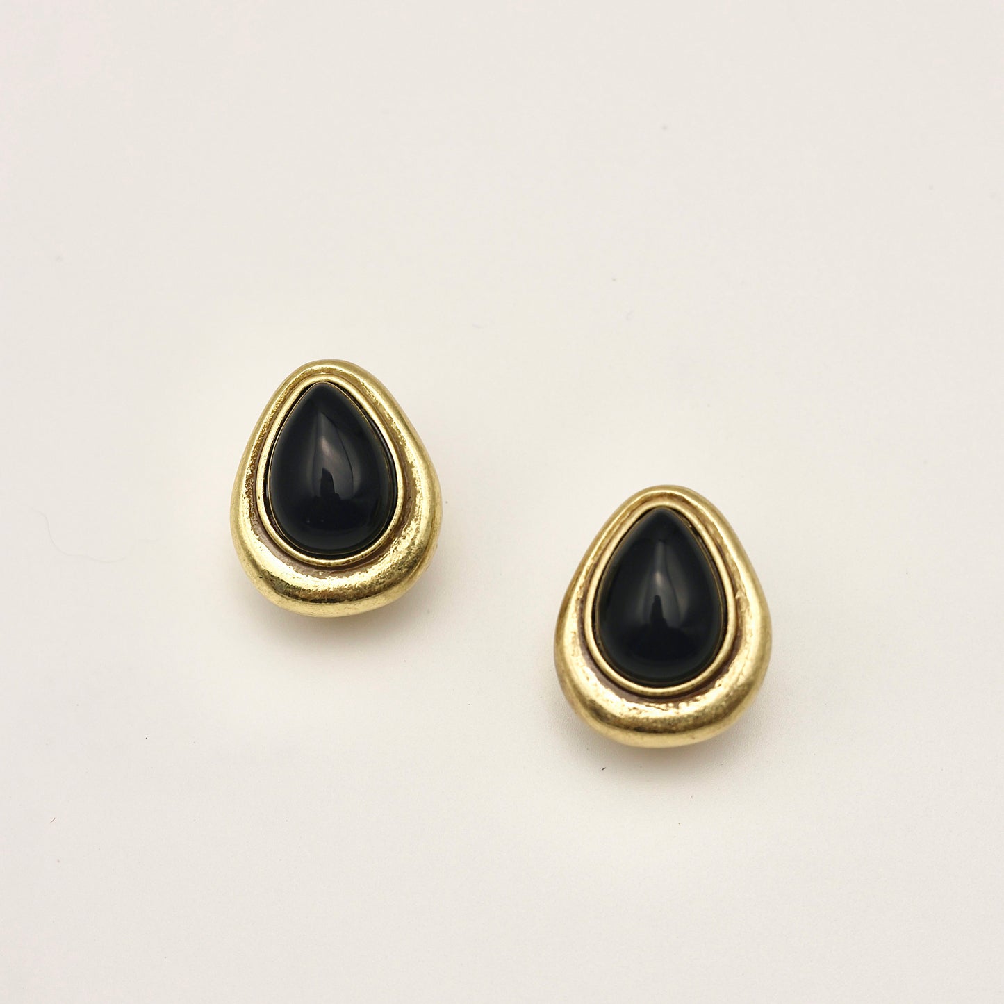 Black Glass Teardrop Vintage Gold Earrings