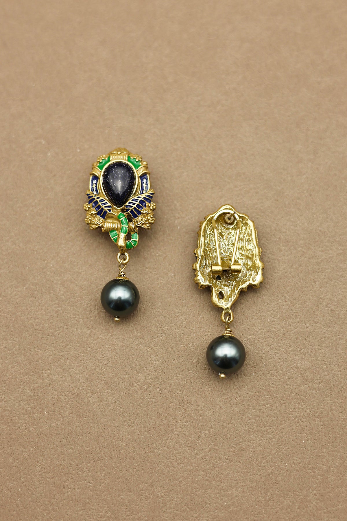 Starry Stone & Black Pearl Vintage Gold Earrings
