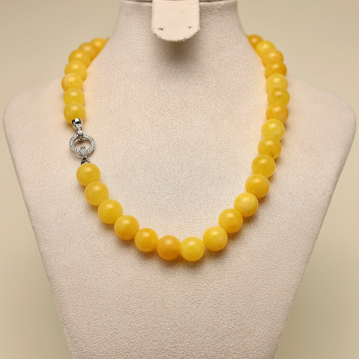 Sunny Honey · Yellow Agate Necklace