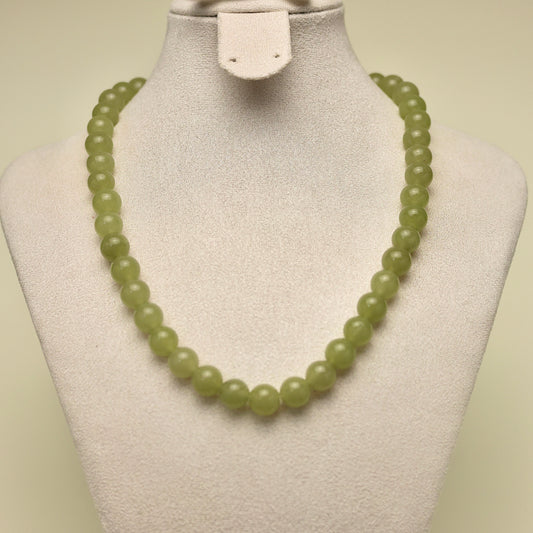 Spring Sprout · Grass Green Agate Necklace