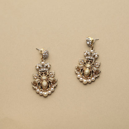 Bee & Pearl Vintage Gold Earrings