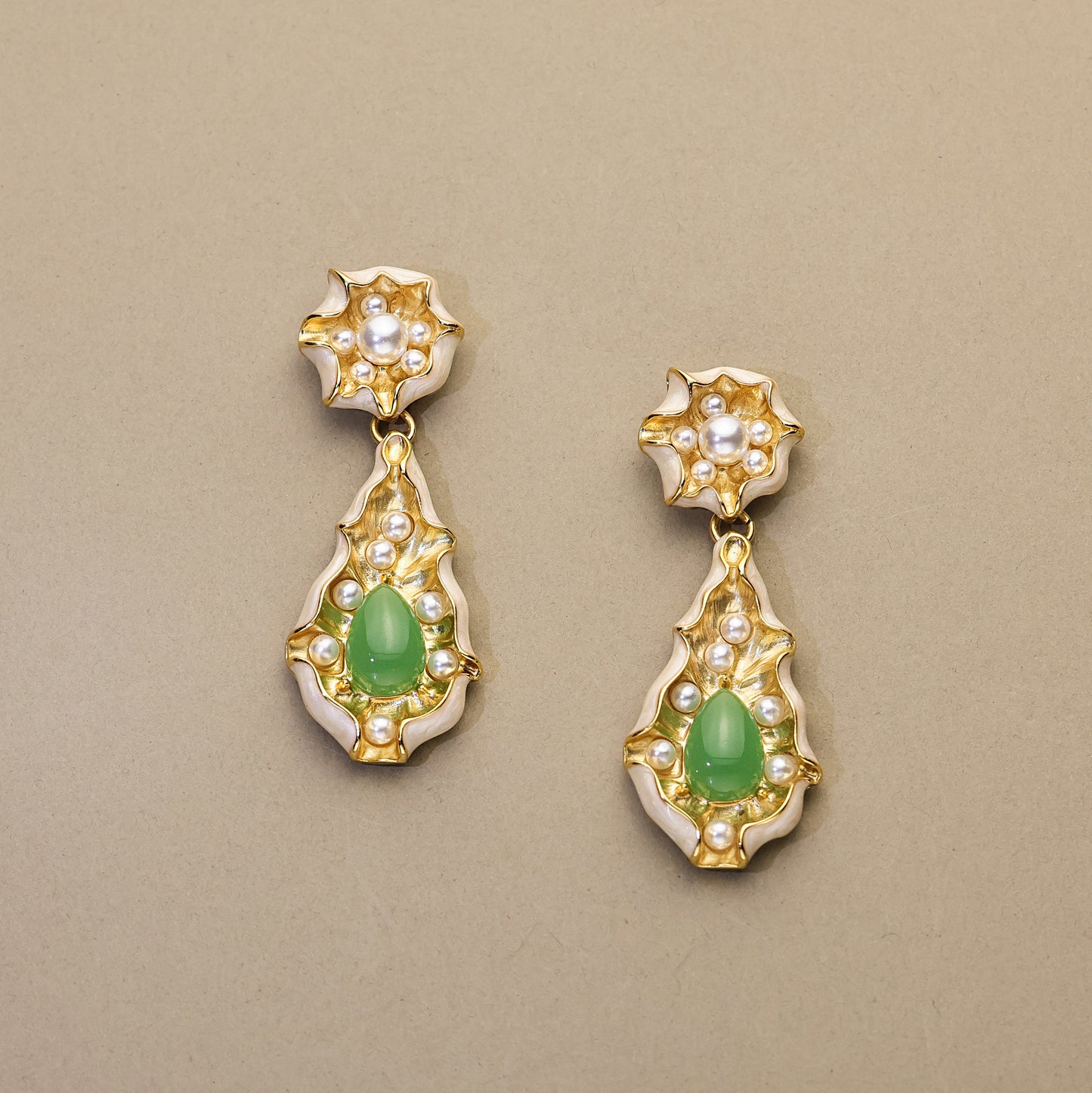 Lotus Pond · Green Agate Set