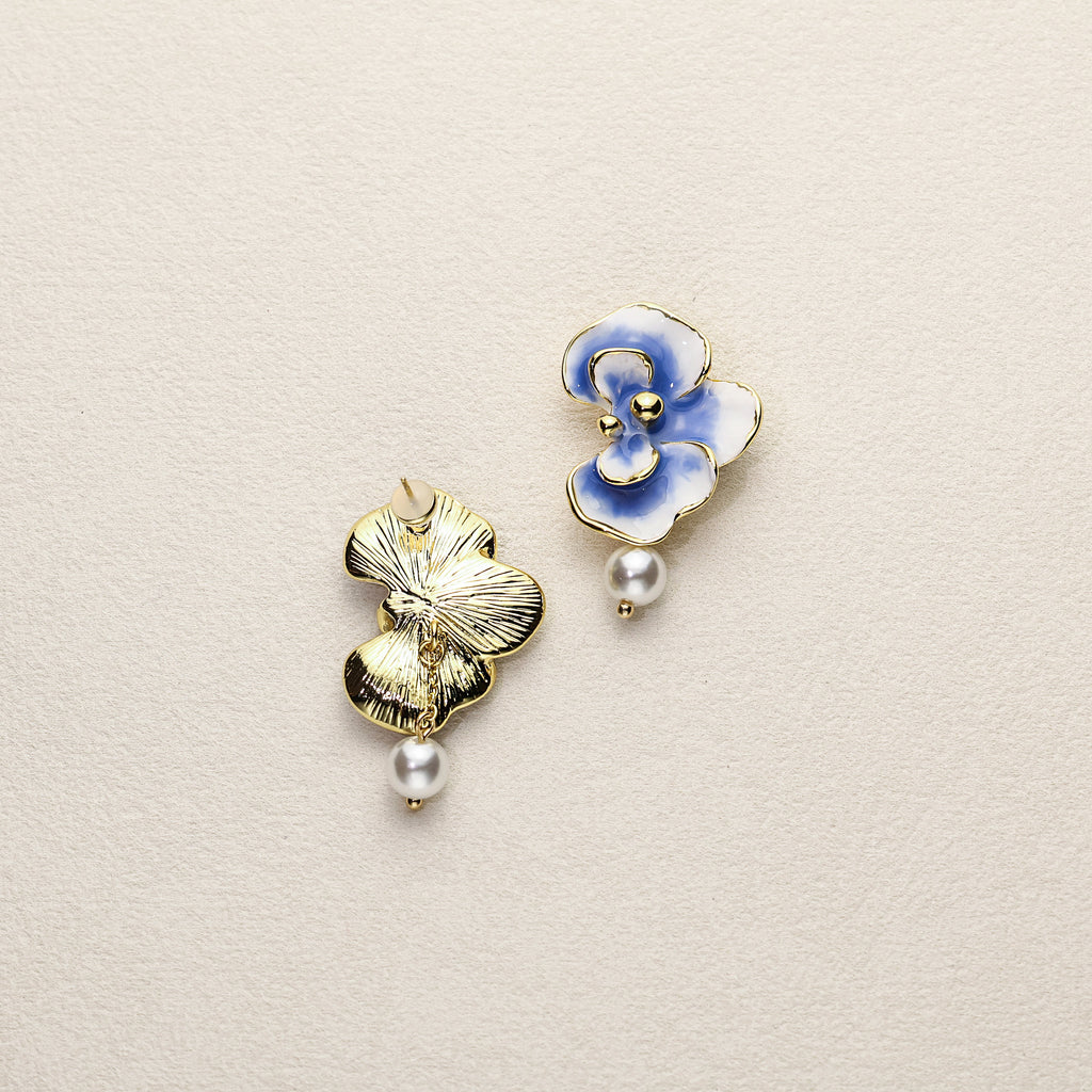 Blue Gradient · Pearl Chain Drop Earrings