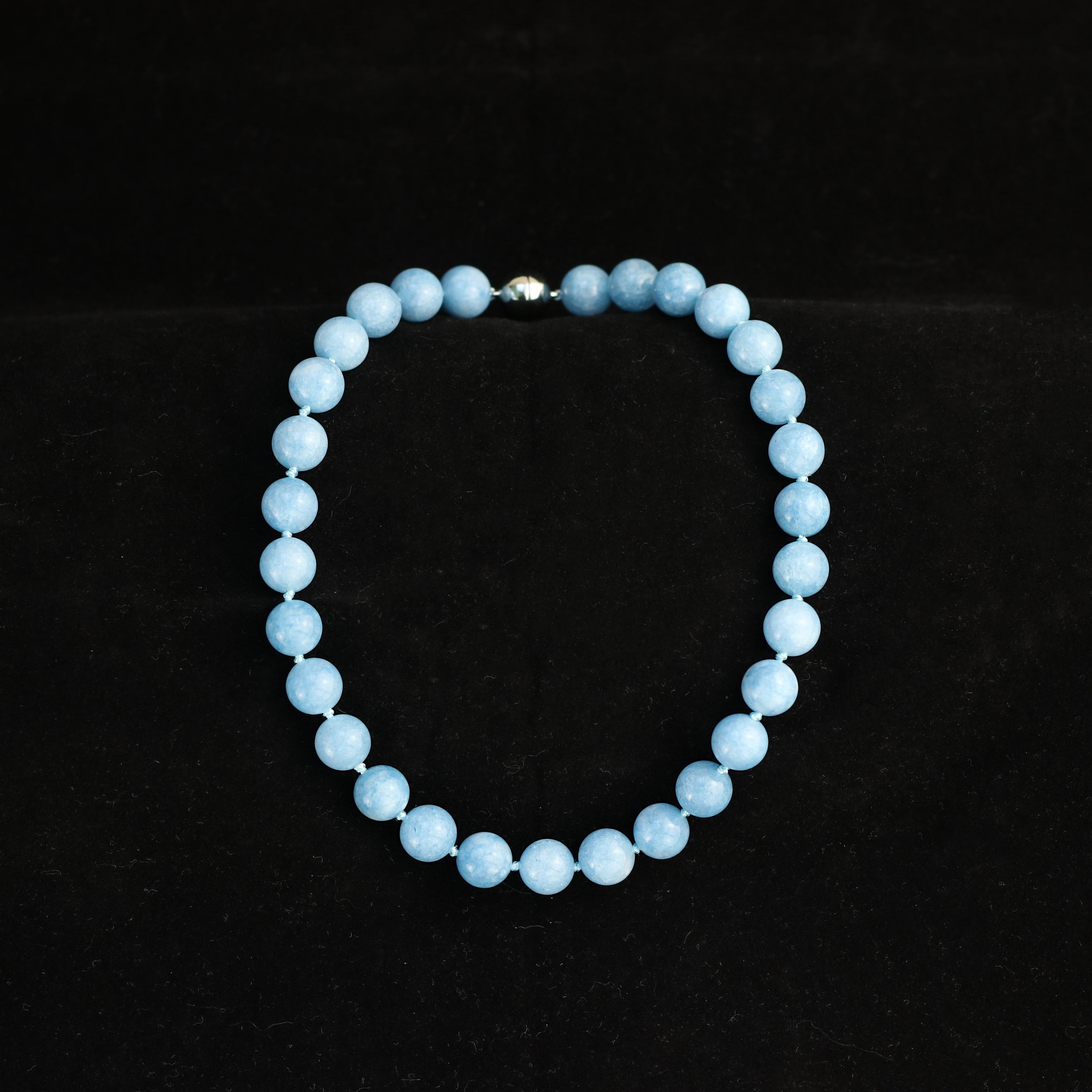 Azure Ice Dream · Light Natural Stone Necklace