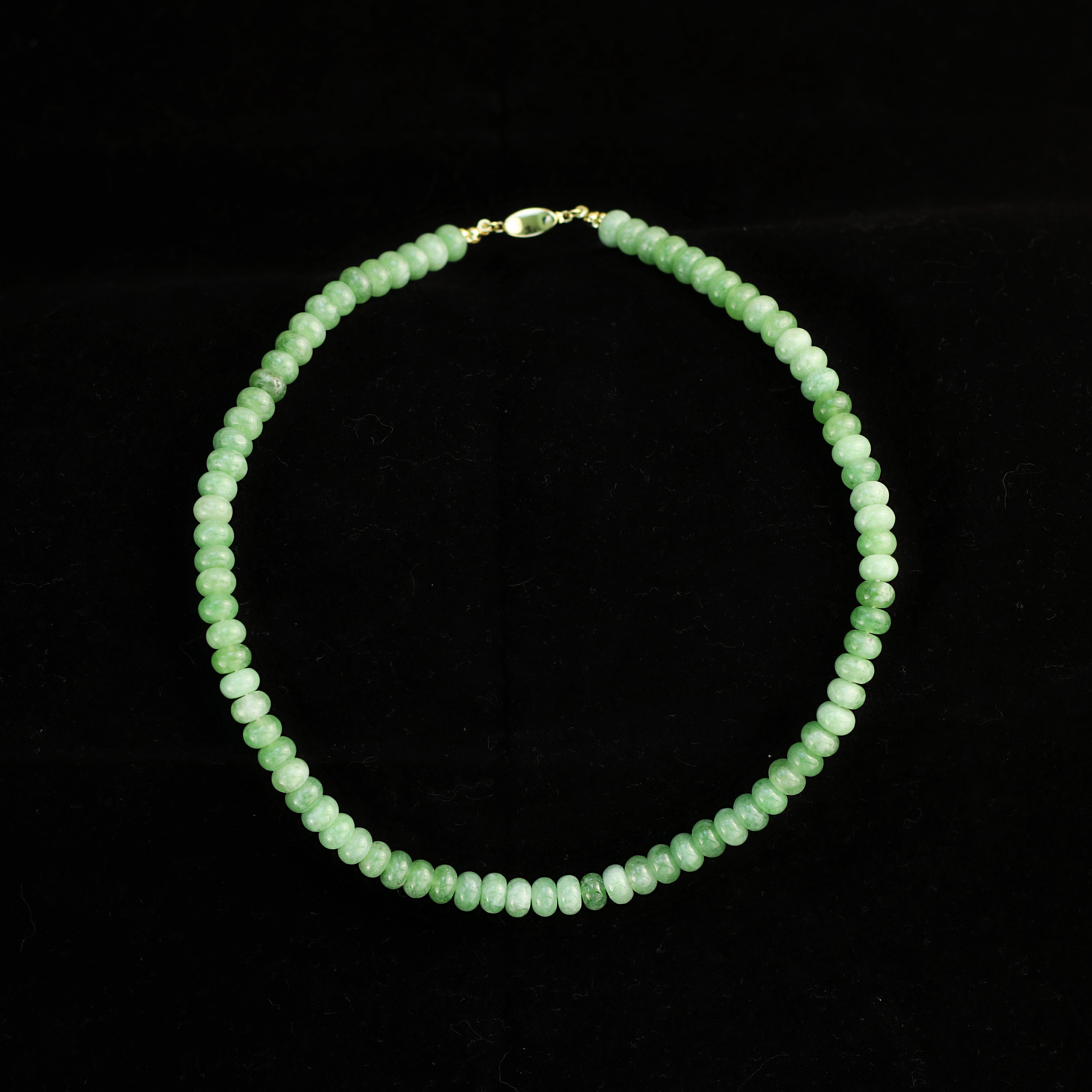 Lotus Dew · Light Green Flat Bead Necklace