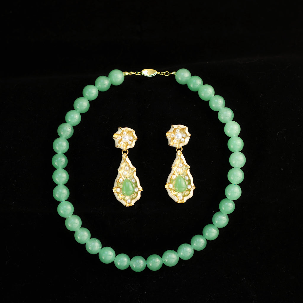 Lotus Pond · Green Agate Set