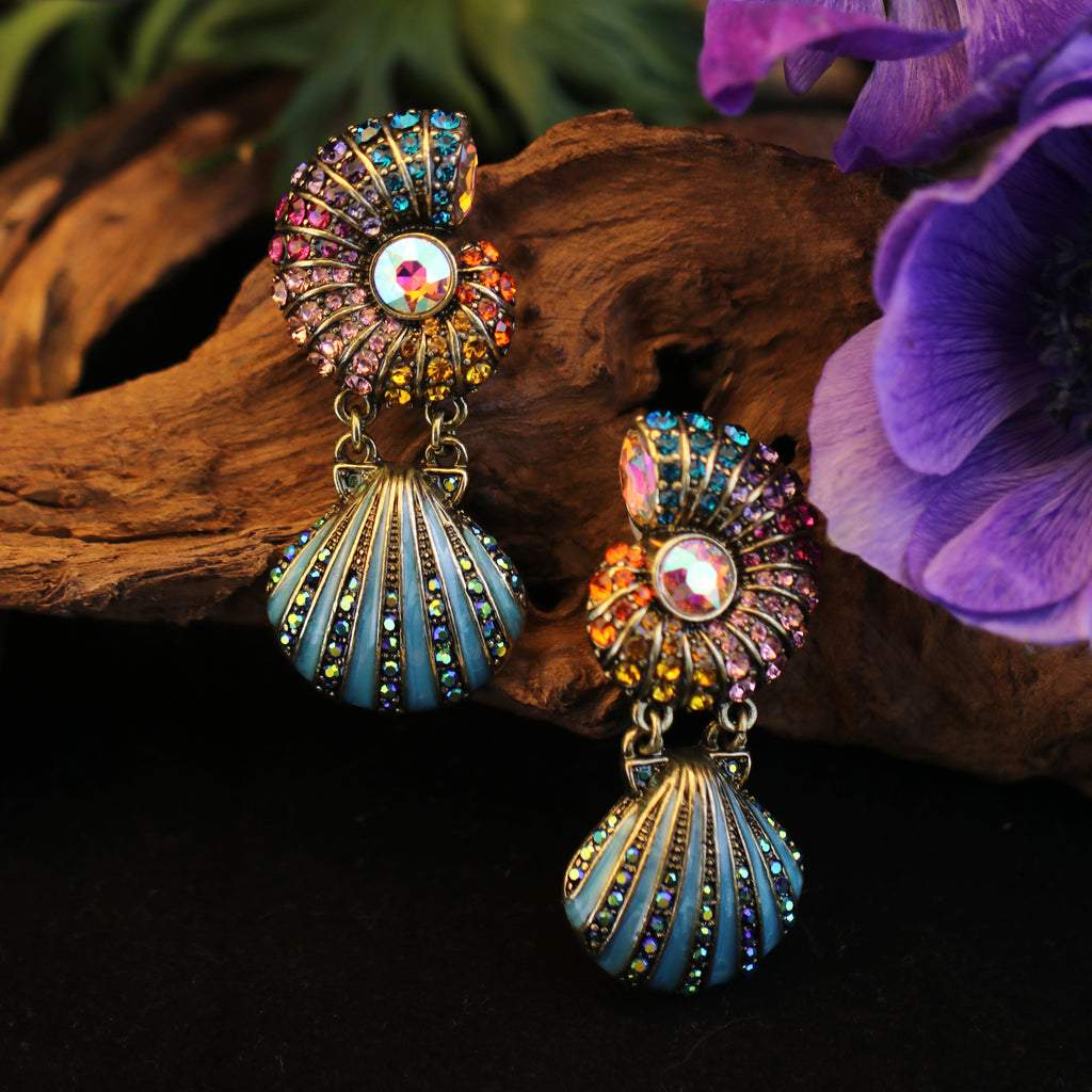 Conch Dream · Gradient Shell Earrings