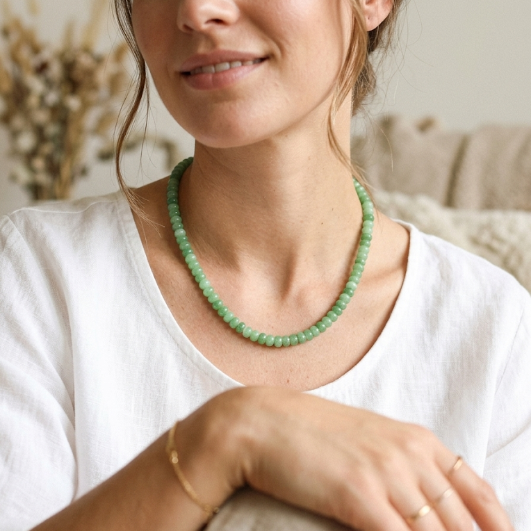 Lotus Dew · Light Green Flat Bead Necklace